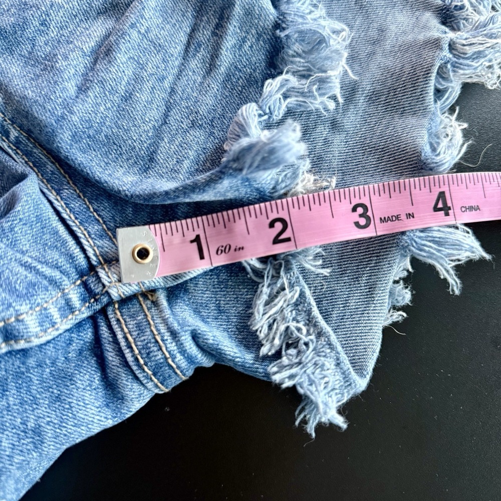 We The Free High Rise Distressed Cut Off Denim Shorts Blue Size 30 - Picture 4 of 7